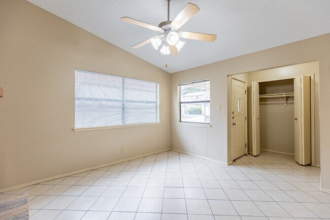 Building Photo - 13061 Brook Garden Ln