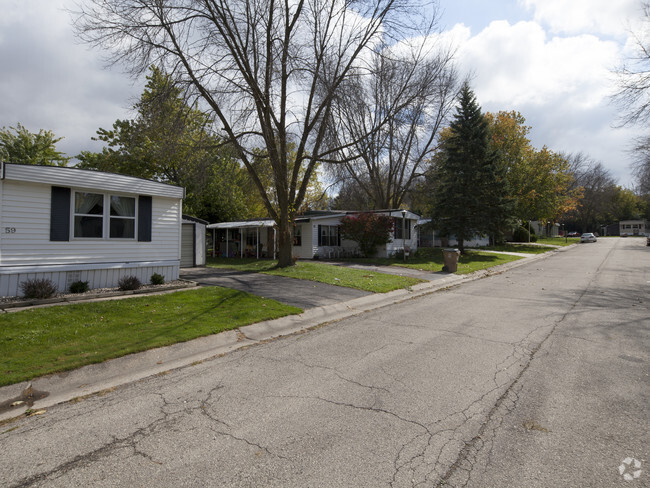 Building Photo - Westwood Estates