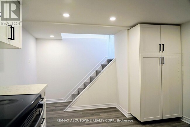 Photo du bâtiment - 93 E 31st St