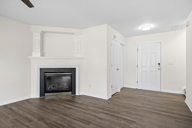 Foto del edificio - Remodeled 3BR home Minutes from Uptown Cha...