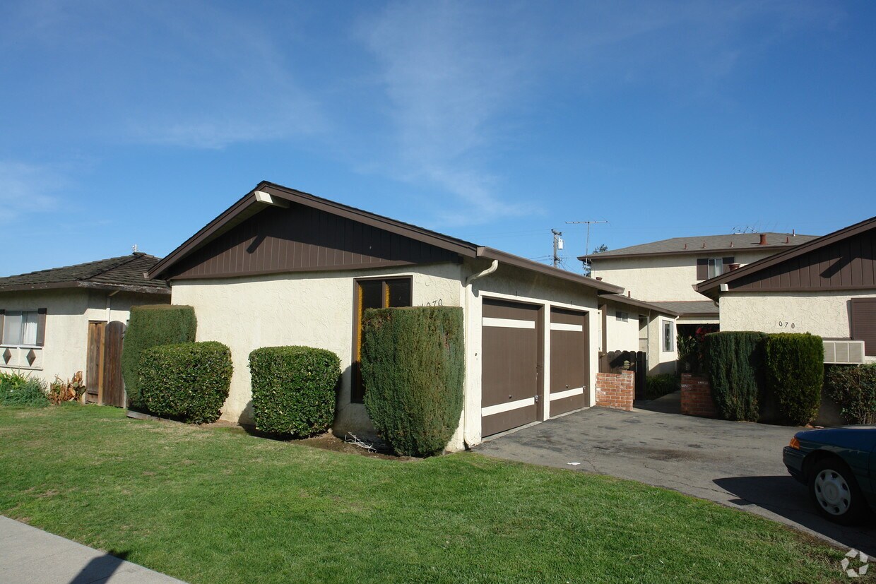 Primary Photo - 1070 Topaz Ave