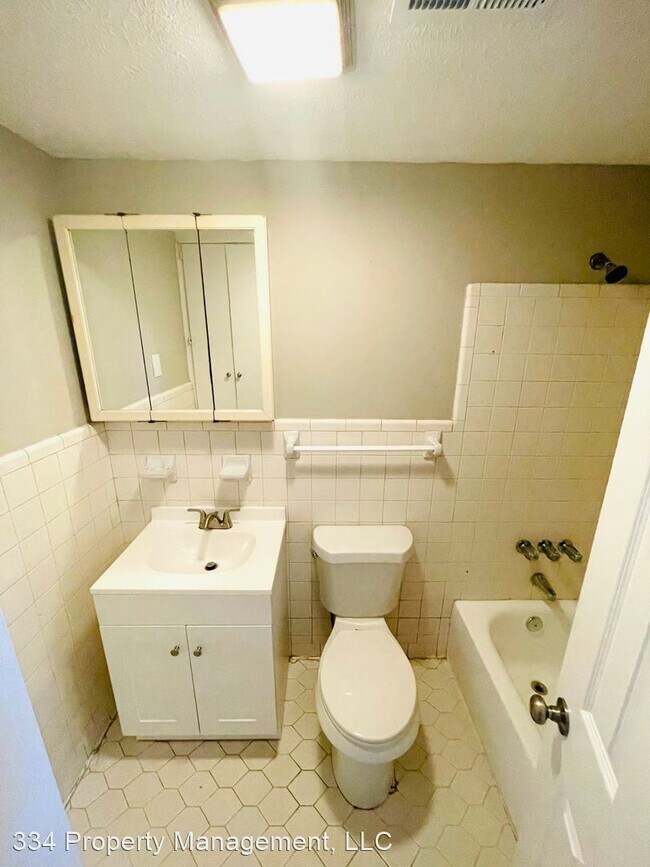 Foto del edificio - 3 br, 2 bath House - 204 Juniper Court