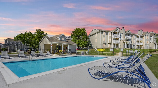Sparkling Pool with Sundeck and Grill Area - The Boulevard