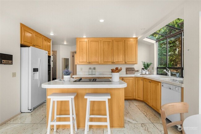 Foto del edificio - 3909 NE 157th Pl
