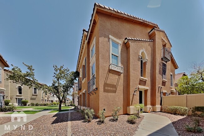 Building Photo - 5733 S 21st Pl