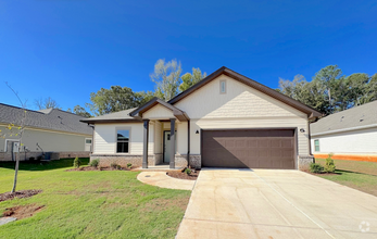 Building Photo - 14995 Greenleaf Dr