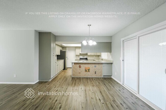 Foto del edificio - 2144 W Wickieup Ln