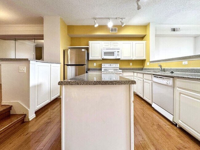 Foto del edificio - 2016 Oxford Ln