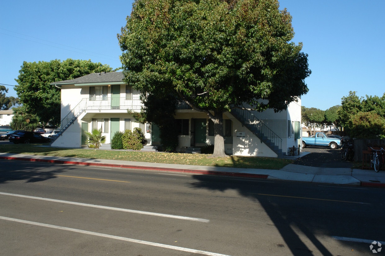 Building Photo - 876 Embarcadero Del Mar