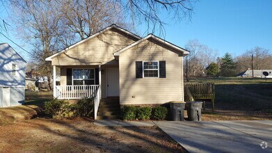 Building Photo - 417 Pleasant Ave