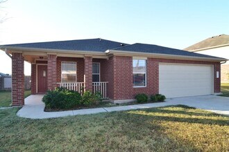 Building Photo - 806 Municipal Dr