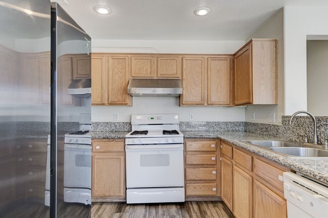 Foto del edificio - RICHMOND AT RHODES RANCH AMD