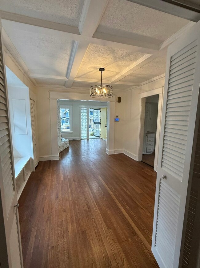 Foto del edificio - 4119 S Benton Ave