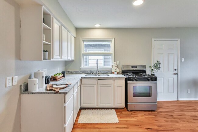 Foto del edificio - Ready for Immediate Move-In!  3 Bed 1 Bath...