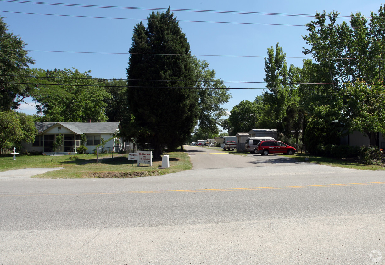 Foto del edificio - Driftwood Mobile Home Park