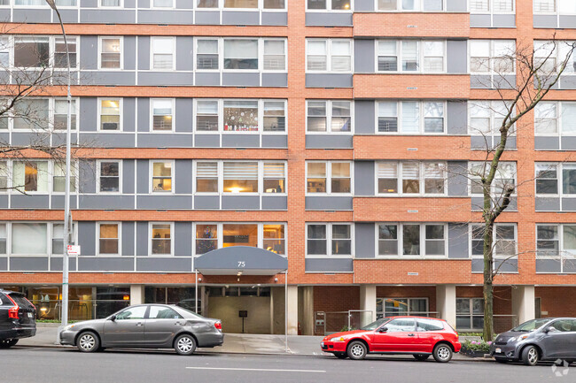 Foto del edificio - 75 E East End Ave