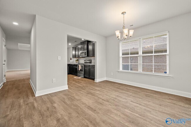 Building Photo - 127 Ardsley Dr