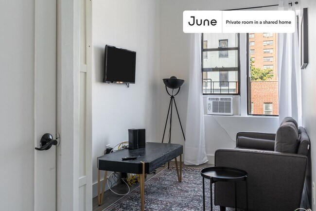 Foto del edificio - Room in Shared 2 bed/1 bath home