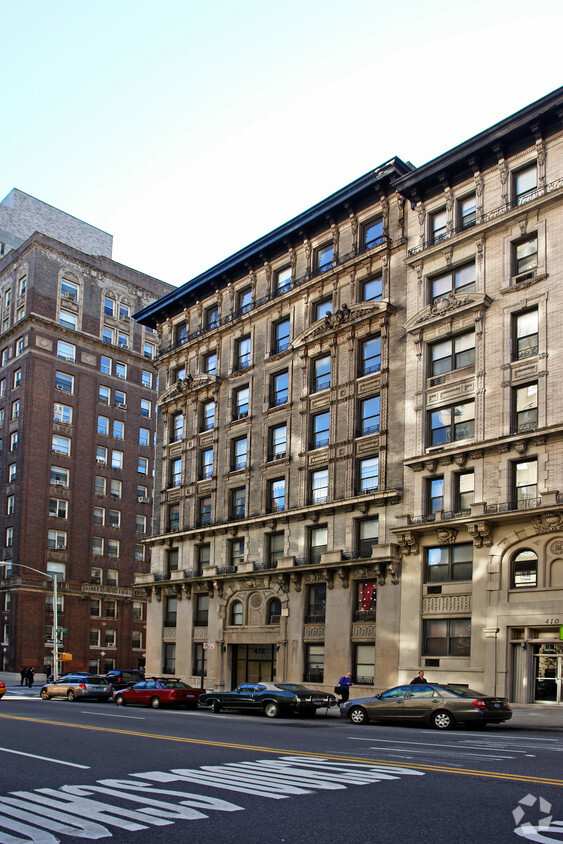 Foto del edificio - 412 West End Ave