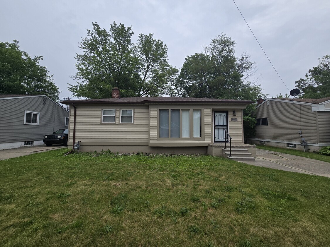 Foto principal - 19514 Woodbine St