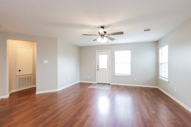 Foto del edificio - 29129 Legends Wick Dr