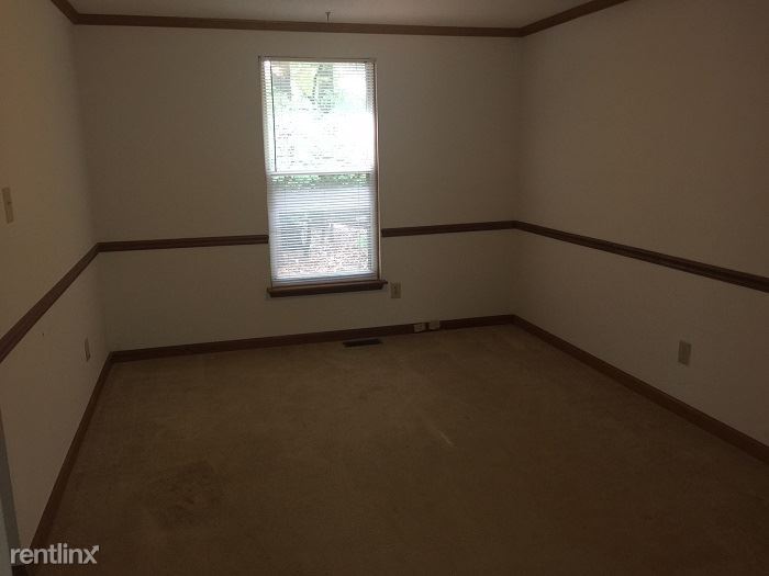 Foto del edificio - 3 br, 2.5 bath House - 111 Hilary Pl