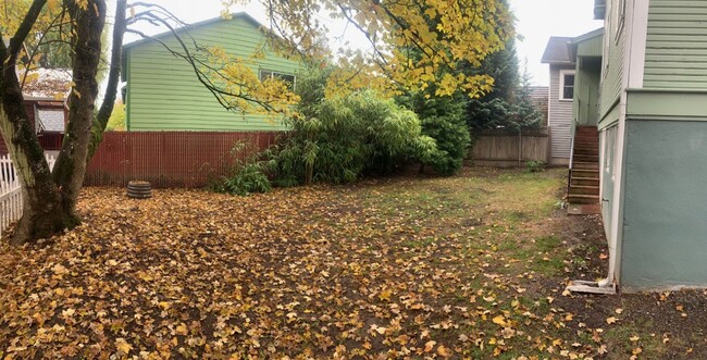 Building Photo - Two Bedroom Victorian Home For Rent in the Brooklyn Neighborhood!