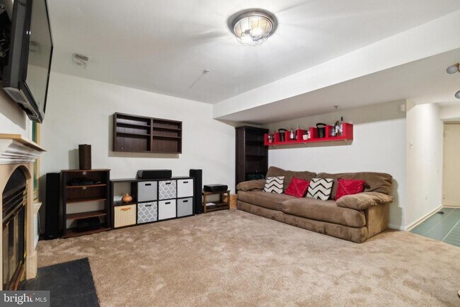 Foto del edificio - 3718 Claymont St