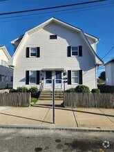 Building Photo - 203 Sweet Ave