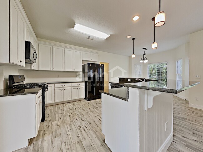 Foto del edificio - 4925 Heards Forest Dr NW