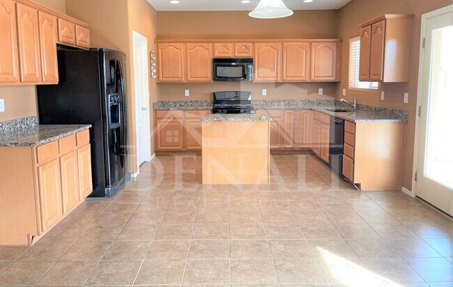 Foto del edificio - 925 E Canyon Rock Rd