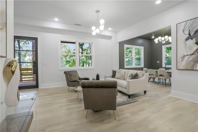 Foto del edificio - 2497 Wawona Dr NE