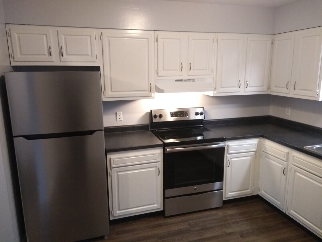 Cocina - 4413 E Patrick Rd