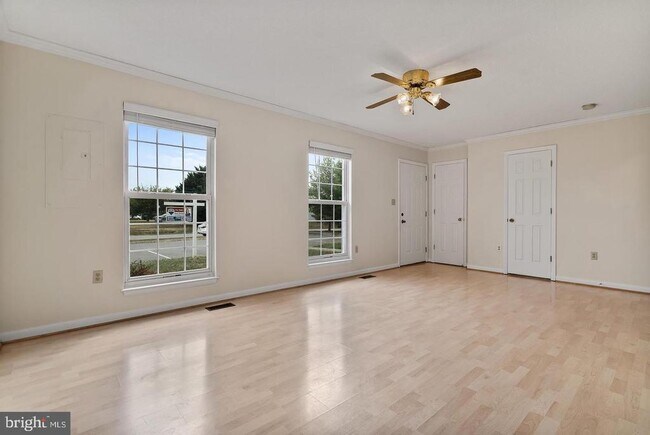 Foto del edificio - 612 Emily Ln