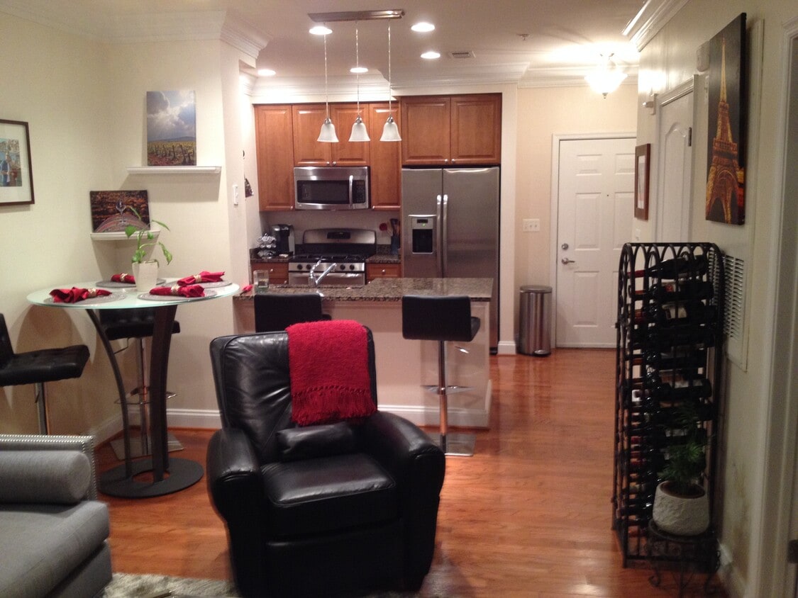 Photo - 1115 Cameron St (Alexandria, VA)