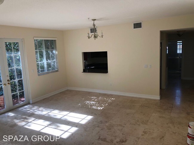 Building Photo - 2 br, 2 bath Apartment - 115 Mendoza Ave 304