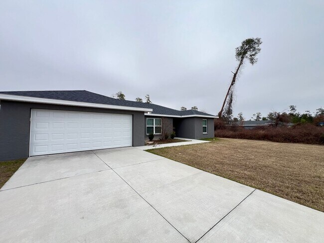 Building Photo - Incredible 3 Bedroom, 2 Bathroom Home in t...