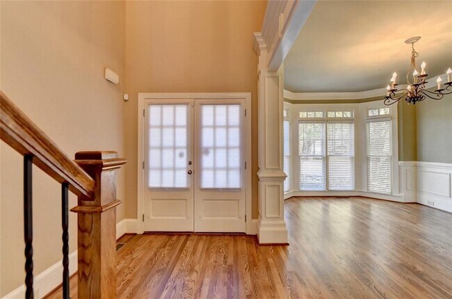 Building Photo - 11636 Parkside Ave