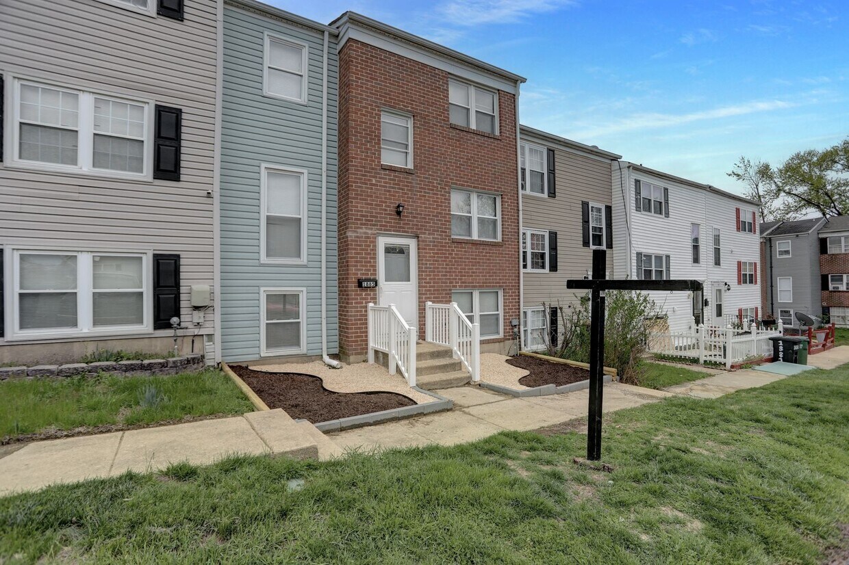 Foto principal - 1885 Brookside Dr