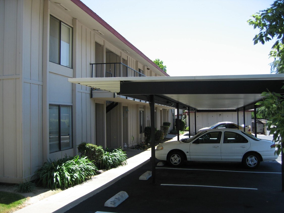 Oak Terrace Apartments Apartments in Merced, CA