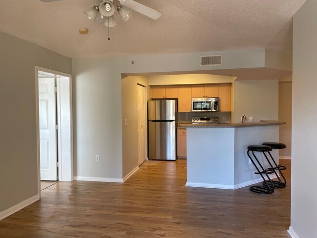 Foto del edificio - 3690 NW Mediterranean Ln