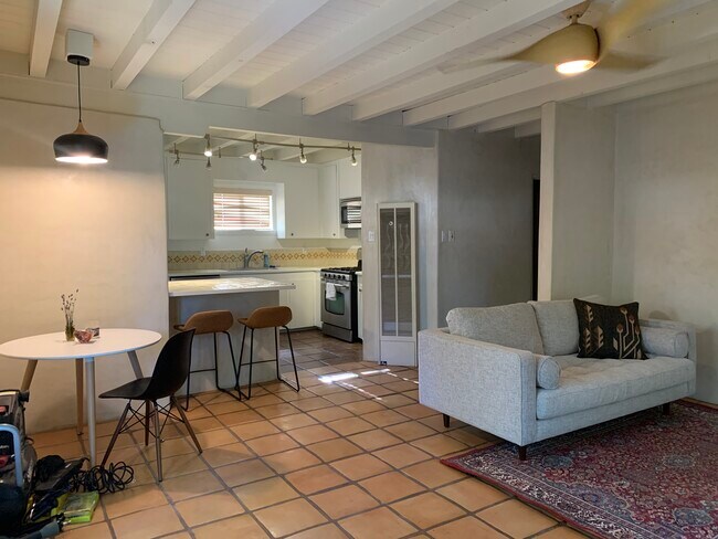 Foto del edificio - 207 Laughlin St