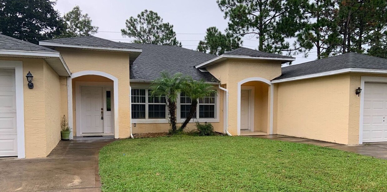 Primary Photo - Cute 3 bedroom, 2 bathroom duplex