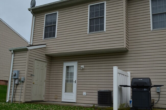 Foto del edificio - 171 Sandy Ln
