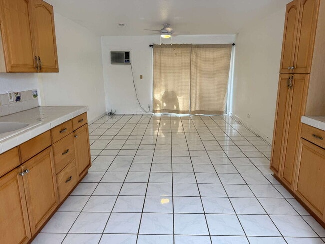 Photo - 2BD/1BA Duplex in Pearl City – Parking, In-Unit W/D Apartment