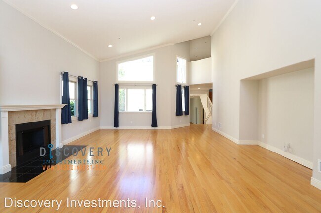 Foto del edificio - 4 br, 3 bath House - 68 Wyngaard Ave.