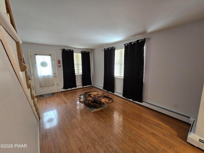 Foto del edificio - 106 Cottage St