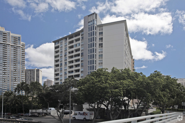 Primary Photo - Harbor View Plaza