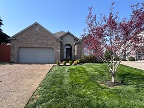 Building Photo - 311 Augusta Ave