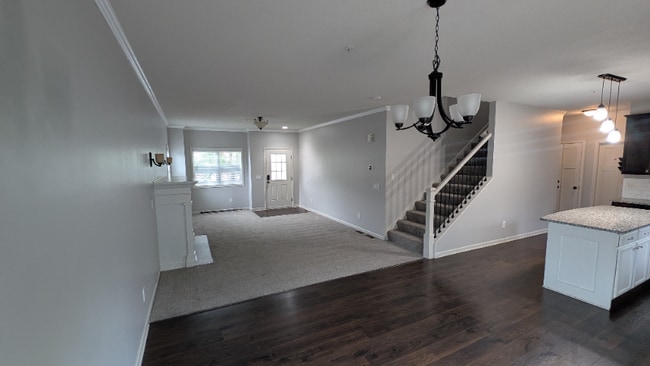 Building Photo - 2568 Vierling Dr E